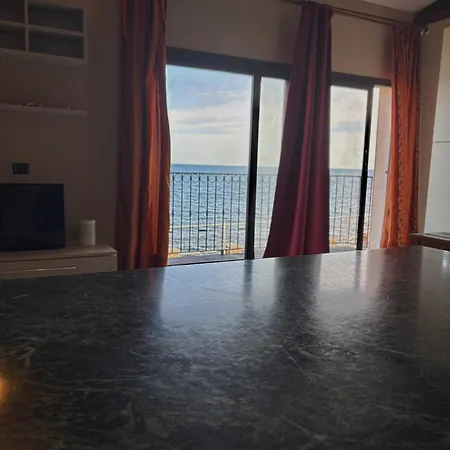 B&B Capomulini Διαμέρισμα *